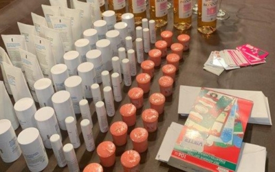 Giving Tree of Life Foundation Gift Bag Lotions and Shampoo